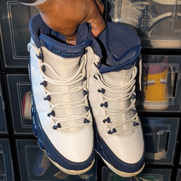 Jordan 9 - Picture 2 of 6